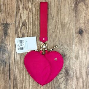 NWT Lululemon Dual Pouch Wristlet *Heart In Passionate/Gold